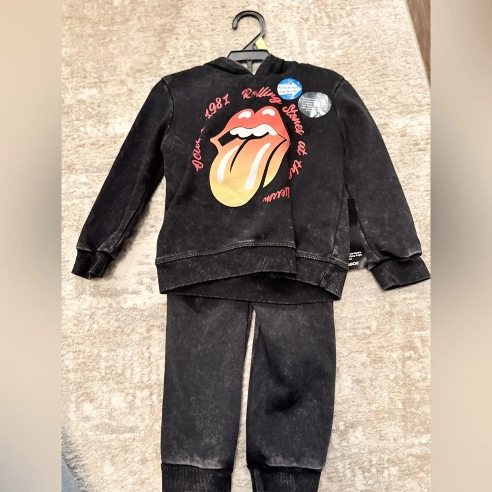 The Rolling Stones Black Kids cargo pants and hoodie Matching Set size 3T-NWT